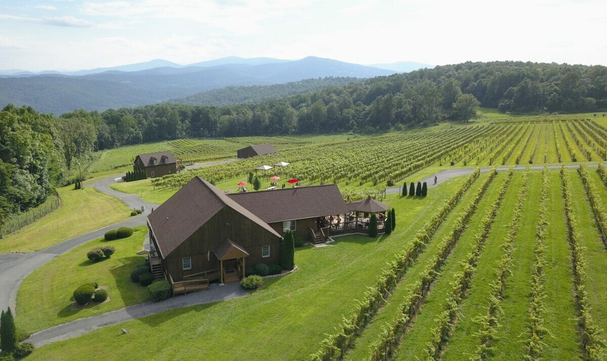 fox meadow winery exterior